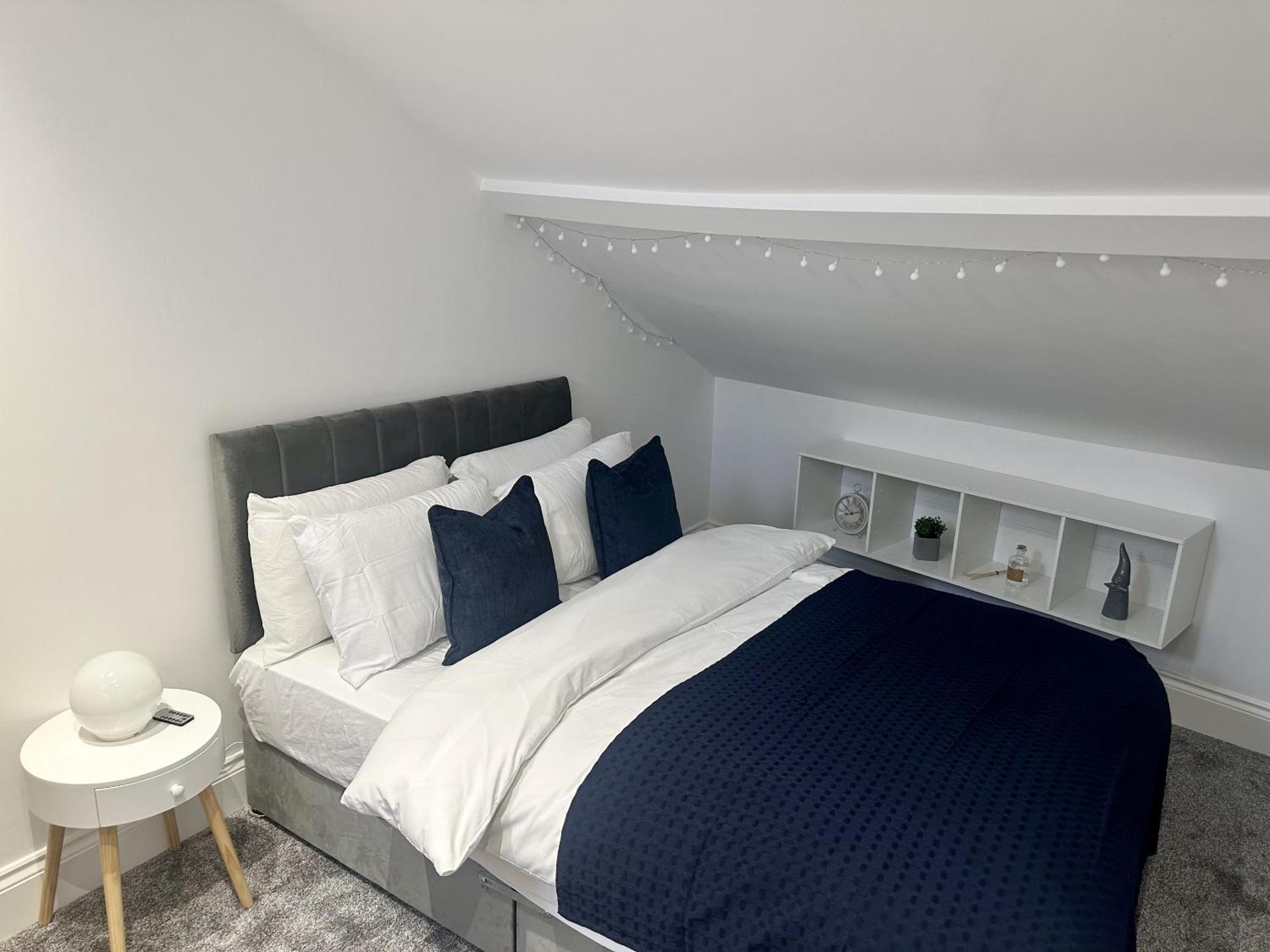 The Crown View - Luxury Apartment - Free Parking Nearby 해러게이트 외부 사진