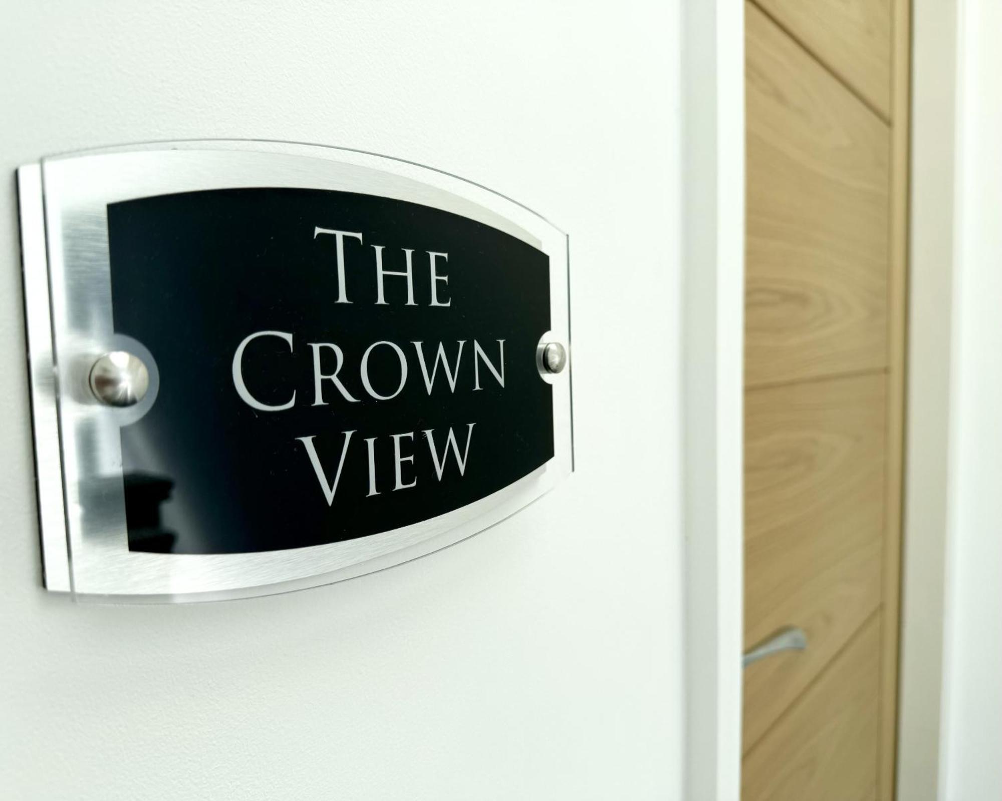 The Crown View - Luxury Apartment - Free Parking Nearby 해러게이트 외부 사진